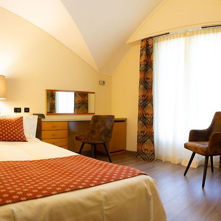 Hotel Bouton D'Or - Courmayeur Exterior photo